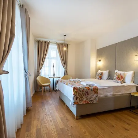 Rossmarkt Haus Guest house Brasov