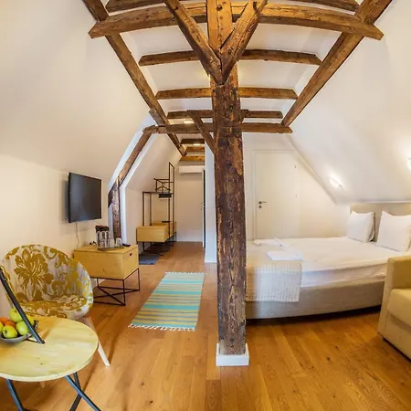 Πανσιόν Rossmarkt Haus Μπρασόβ