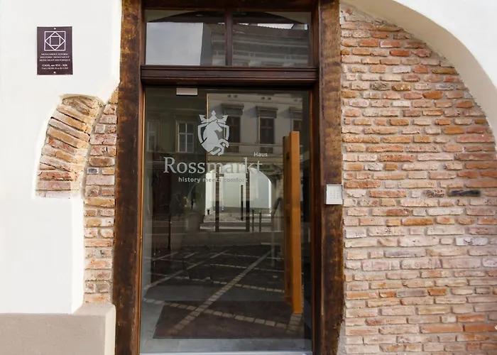 Gasthuis Rossmarkt Haus Braşov