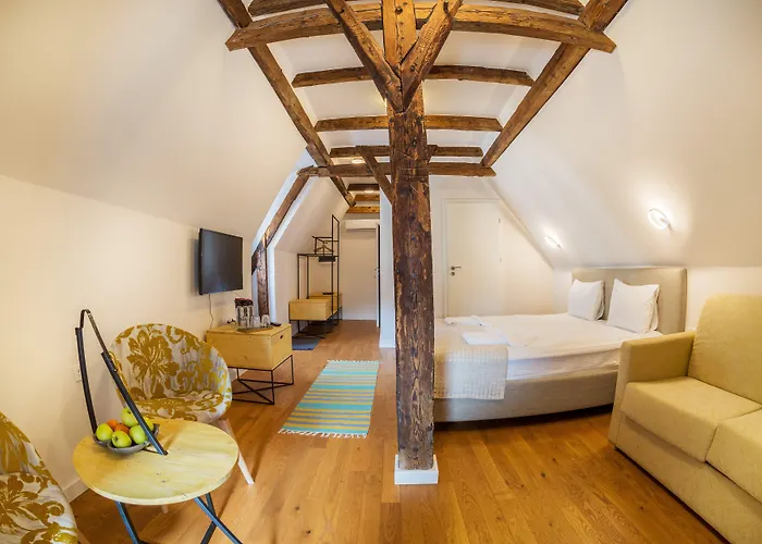 Rossmarkt Haus Penzion 3*