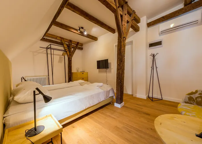 Rossmarkt Haus Penzion