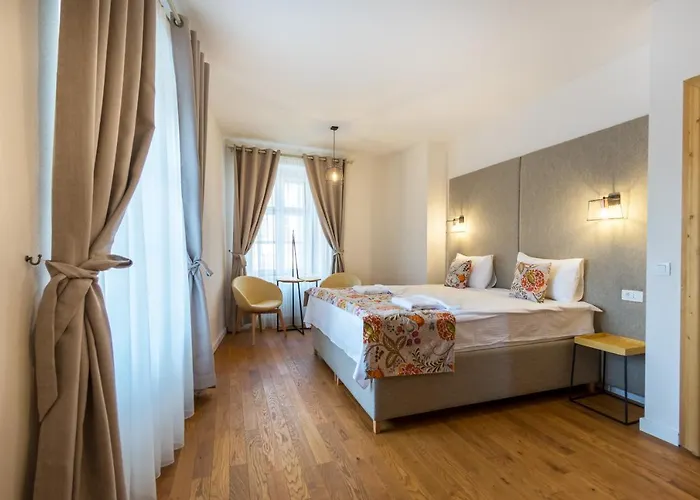 Rossmarkt Haus Penzion Brašov