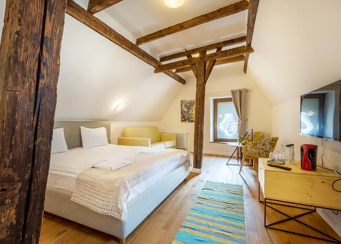 Penzion Rossmarkt Haus 3*